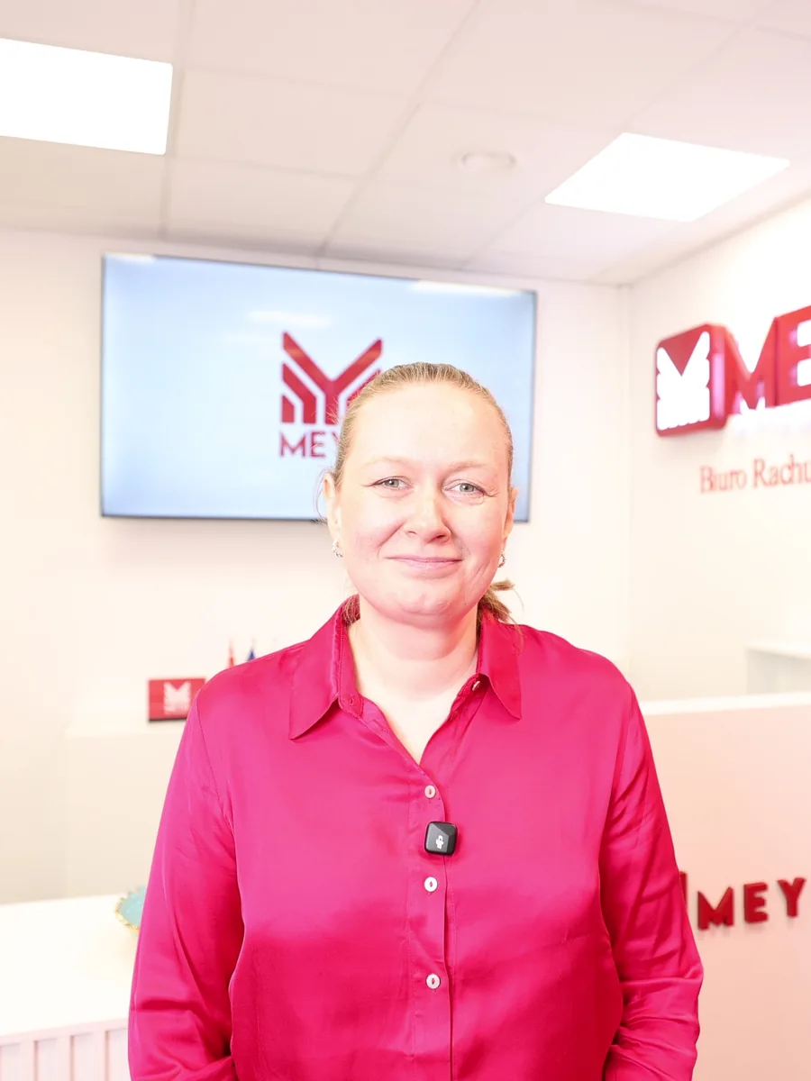 Mrs Marta — CEO · Директор по бухгалтерии и HR